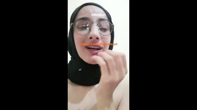 Turbanli Sevim İfşa — Gozluklu Dudak Buzuyle Oral Tease